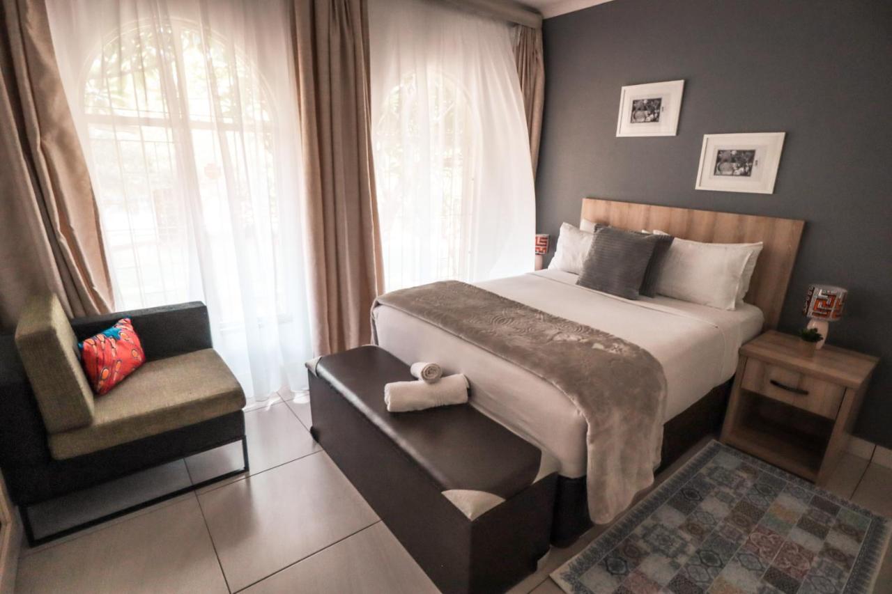 Menlyn Maine: The Exquisite Lunette Pretoria Exterior foto